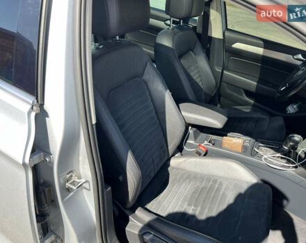 Серый Фольксваген Пассат, объемом двигателя 1.97 л и пробегом 315 тыс. км за 18000 $, фото 39 на Automoto.ua