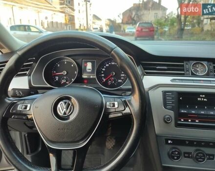 Сірий Фольксваген Пассат, об'ємом двигуна 1.6 л та пробігом 216 тис. км за 14800 $, фото 3 на Automoto.ua