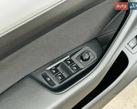 Сірий Фольксваген Пассат, об'ємом двигуна 1.97 л та пробігом 309 тис. км за 13900 $, фото 26 на Automoto.ua