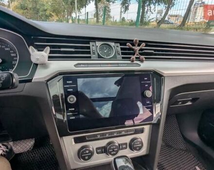 Серый Фольксваген Пассат, объемом двигателя 1.97 л и пробегом 276 тыс. км за 14500 $, фото 7 на Automoto.ua