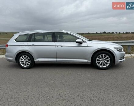 Серый Фольксваген Пассат, объемом двигателя 1.6 л и пробегом 325 тыс. км за 12200 $, фото 5 на Automoto.ua