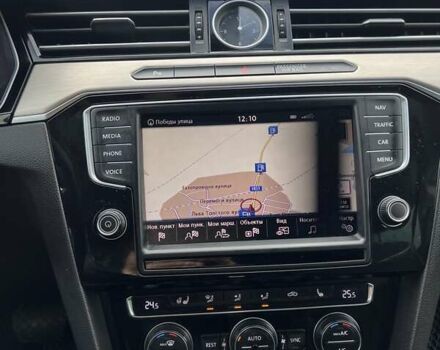 Серый Фольксваген Пассат, объемом двигателя 1.6 л и пробегом 278 тыс. км за 13300 $, фото 23 на Automoto.ua