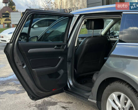 Серый Фольксваген Пассат, объемом двигателя 2 л и пробегом 370 тыс. км за 13999 $, фото 42 на Automoto.ua