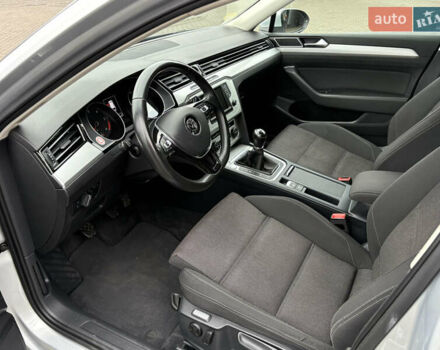 Серый Фольксваген Пассат, объемом двигателя 1.6 л и пробегом 251 тыс. км за 12300 $, фото 8 на Automoto.ua