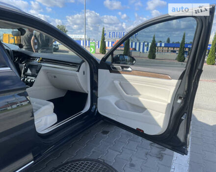 Серый Фольксваген Пассат, объемом двигателя 2 л и пробегом 245 тыс. км за 17995 $, фото 93 на Automoto.ua