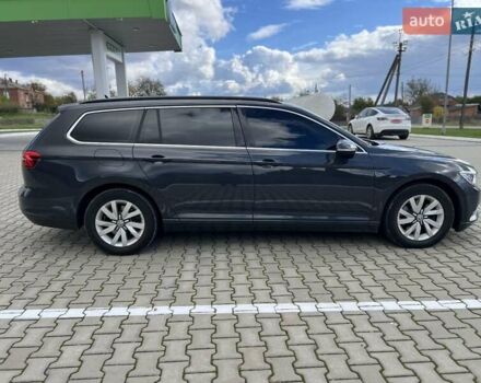 Серый Фольксваген Пассат, объемом двигателя 1.6 л и пробегом 256 тыс. км за 12900 $, фото 11 на Automoto.ua