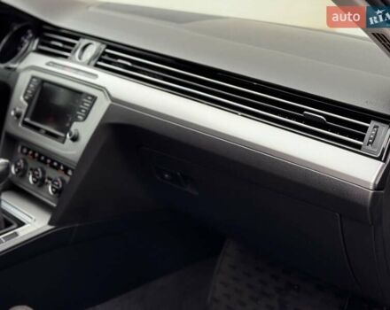 Серый Фольксваген Пассат, объемом двигателя 2 л и пробегом 273 тыс. км за 13800 $, фото 28 на Automoto.ua