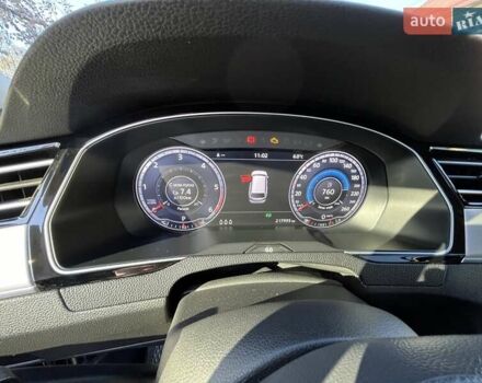 Серый Фольксваген Пассат, объемом двигателя 1.97 л и пробегом 235 тыс. км за 18100 $, фото 25 на Automoto.ua