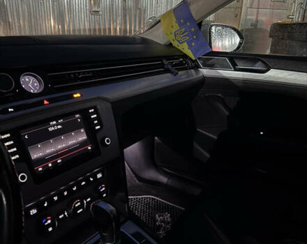 Сірий Фольксваген Пассат, об'ємом двигуна 2 л та пробігом 237 тис. км за 13900 $, фото 20 на Automoto.ua