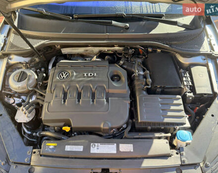 Серый Фольксваген Пассат, объемом двигателя 1.97 л и пробегом 305 тыс. км за 14500 $, фото 10 на Automoto.ua