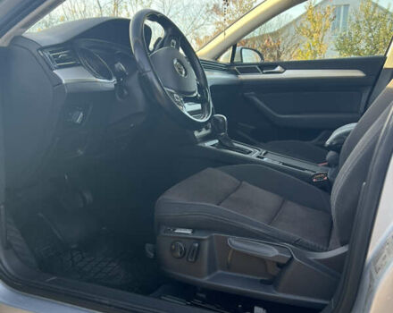 Фольксваген Пассат 2015 в Львове на Automoto.ua Серый Фольксваген Пассат, объемом двигателя 1.97 л и пробегом 315 тыс. км за 13500 $, фото 11 на Automoto.ua