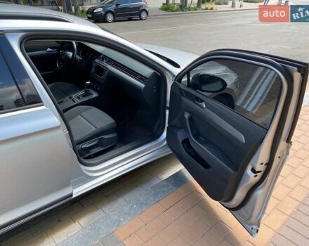 Серый Фольксваген Пассат, объемом двигателя 1.97 л и пробегом 292 тыс. км за 13400 $, фото 14 на Automoto.ua