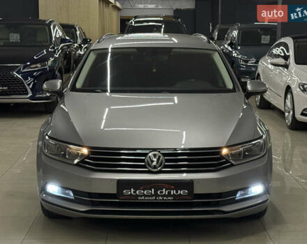 Серый Фольксваген Пассат, объемом двигателя 2 л и пробегом 257 тыс. км за 13599 $, фото 3 на Automoto.ua