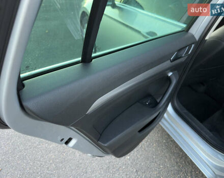 Серый Фольксваген Пассат, объемом двигателя 2 л и пробегом 425 тыс. км за 11500 $, фото 20 на Automoto.ua