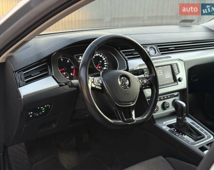 Серый Фольксваген Пассат, объемом двигателя 2 л и пробегом 256 тыс. км за 12800 $, фото 24 на Automoto.ua