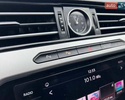 Серый Фольксваген Пассат, объемом двигателя 1.97 л и пробегом 334 тыс. км за 13000 $, фото 28 на Automoto.ua