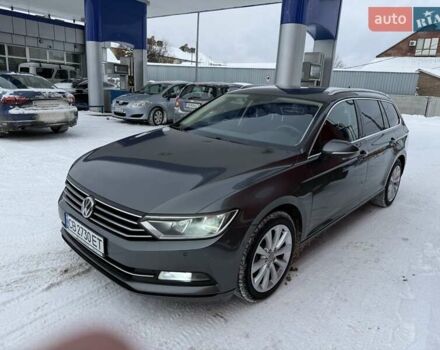 Сірий Фольксваген Пассат, об'ємом двигуна 1.6 л та пробігом 303 тис. км за 12900 $, фото 4 на Automoto.ua