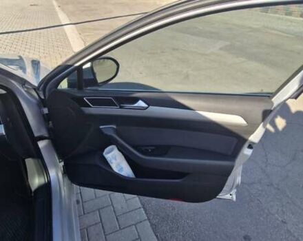 Сірий Фольксваген Пассат, об'ємом двигуна 1.97 л та пробігом 285 тис. км за 14000 $, фото 4 на Automoto.ua