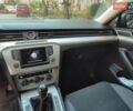 Сірий Фольксваген Пассат, об'ємом двигуна 1.6 л та пробігом 216 тис. км за 14800 $, фото 4 на Automoto.ua