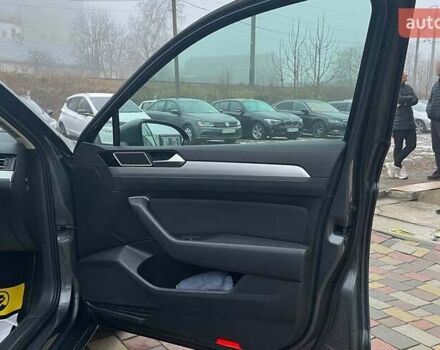 Сірий Фольксваген Пассат, об'ємом двигуна 2 л та пробігом 261 тис. км за 15000 $, фото 17 на Automoto.ua