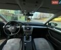Серый Фольксваген Пассат, объемом двигателя 1.6 л и пробегом 313 тыс. км за 14000 $, фото 19 на Automoto.ua