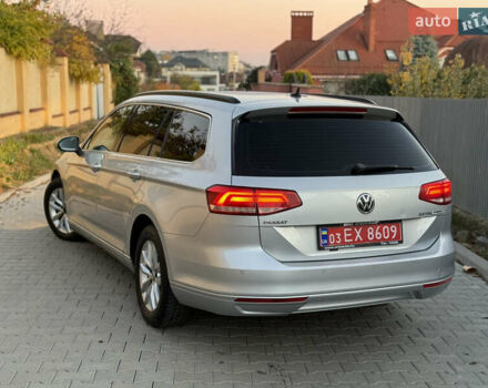 Серый Фольксваген Пассат, объемом двигателя 2 л и пробегом 256 тыс. км за 12800 $, фото 6 на Automoto.ua