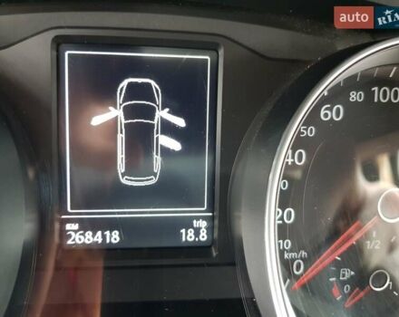 Сірий Фольксваген Пассат, об'ємом двигуна 1.6 л та пробігом 264 тис. км за 16000 $, фото 12 на Automoto.ua