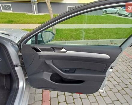 Серый Фольксваген Пассат, объемом двигателя 1.97 л и пробегом 270 тыс. км за 14000 $, фото 19 на Automoto.ua