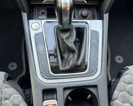 Сірий Фольксваген Пассат, об'ємом двигуна 1.6 л та пробігом 357 тис. км за 12999 $, фото 13 на Automoto.ua