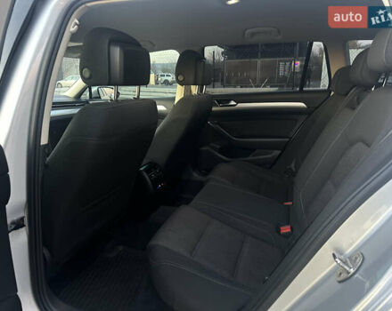 Сірий Фольксваген Пассат, об'ємом двигуна 1.97 л та пробігом 368 тис. км за 15900 $, фото 19 на Automoto.ua