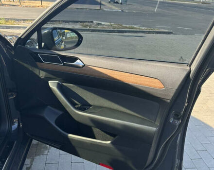 Серый Фольксваген Пассат, объемом двигателя 1.97 л и пробегом 316 тыс. км за 16200 $, фото 16 на Automoto.ua