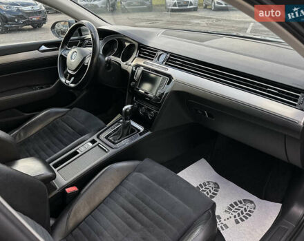 Серый Фольксваген Пассат, объемом двигателя 2 л и пробегом 370 тыс. км за 13999 $, фото 28 на Automoto.ua