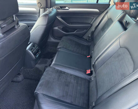 Серый Фольксваген Пассат, объемом двигателя 2 л и пробегом 425 тыс. км за 11500 $, фото 25 на Automoto.ua