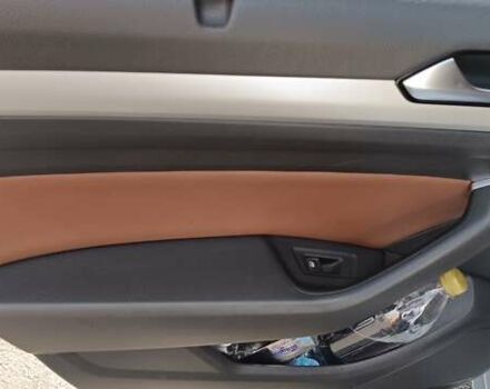 Серый Фольксваген Пассат, объемом двигателя 1.6 л и пробегом 235 тыс. км за 12800 $, фото 39 на Automoto.ua