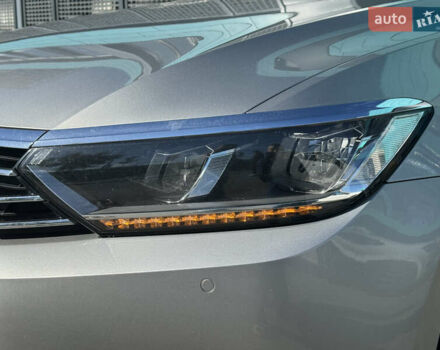 Сірий Фольксваген Пассат, об'ємом двигуна 1.6 л та пробігом 264 тис. км за 15800 $, фото 2 на Automoto.ua