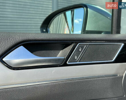 Сірий Фольксваген Пассат, об'ємом двигуна 1.6 л та пробігом 264 тис. км за 15800 $, фото 46 на Automoto.ua