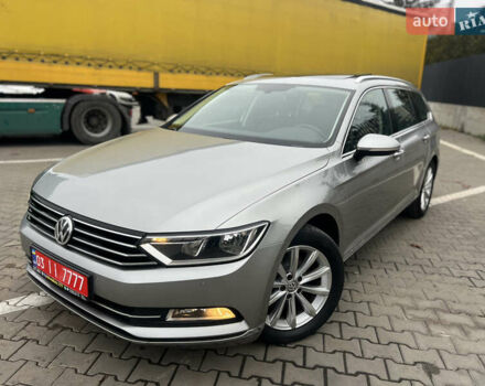 Сірий Фольксваген Пассат, об'ємом двигуна 1.6 л та пробігом 260 тис. км за 13999 $, фото 2 на Automoto.ua