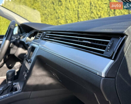 Серый Фольксваген Пассат, объемом двигателя 2 л и пробегом 195 тыс. км за 16999 $, фото 37 на Automoto.ua