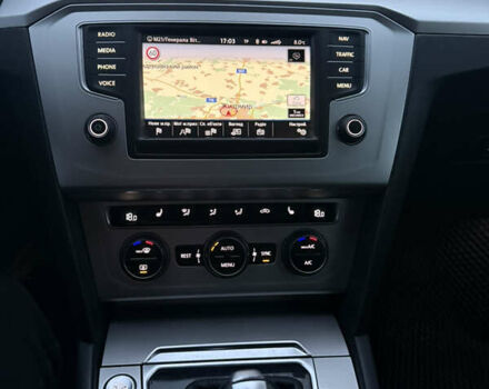 Серый Фольксваген Пассат, объемом двигателя 1.97 л и пробегом 211 тыс. км за 14900 $, фото 1 на Automoto.ua