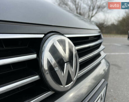 Серый Фольксваген Пассат, объемом двигателя 1.6 л и пробегом 265 тыс. км за 13200 $, фото 26 на Automoto.ua