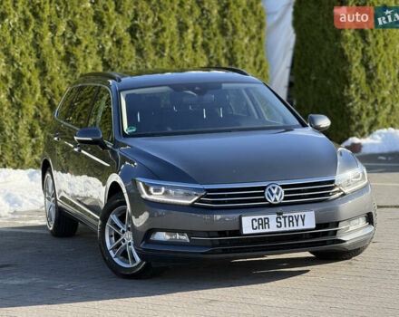 Серый Фольксваген Пассат, объемом двигателя 2 л и пробегом 195 тыс. км за 16999 $, фото 1 на Automoto.ua