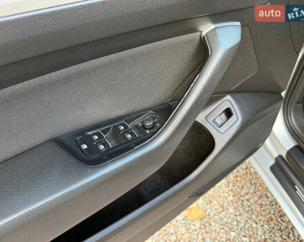 Серый Фольксваген Пассат, объемом двигателя 1.97 л и пробегом 380 тыс. км за 13500 $, фото 26 на Automoto.ua