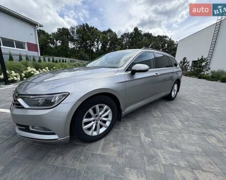 Сірий Фольксваген Пассат, об'ємом двигуна 1.6 л та пробігом 257 тис. км за 13300 $, фото 13 на Automoto.ua