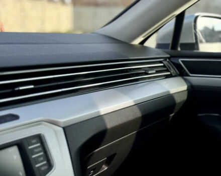 Сірий Фольксваген Пассат, об'ємом двигуна 1.6 л та пробігом 319 тис. км за 12200 $, фото 33 на Automoto.ua