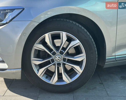 Сірий Фольксваген Пассат, об'ємом двигуна 1.6 л та пробігом 264 тис. км за 15800 $, фото 6 на Automoto.ua