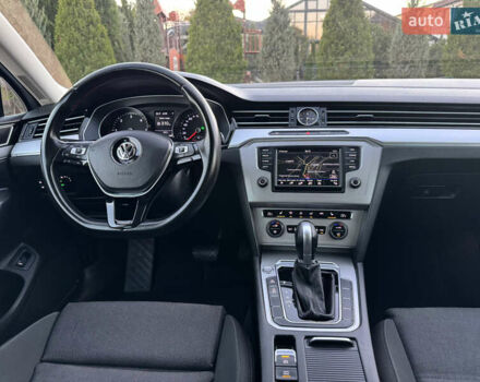 Серый Фольксваген Пассат, объемом двигателя 2 л и пробегом 267 тыс. км за 13950 $, фото 126 на Automoto.ua