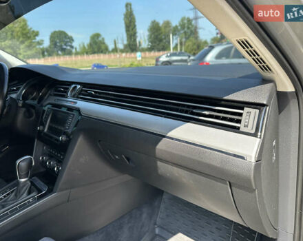 Серый Фольксваген Пассат, объемом двигателя 1.97 л и пробегом 275 тыс. км за 15999 $, фото 65 на Automoto.ua