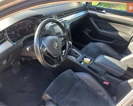 Серый Фольксваген Пассат, объемом двигателя 1.97 л и пробегом 277 тыс. км за 16900 $, фото 16 на Automoto.ua