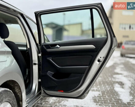 Серый Фольксваген Пассат, объемом двигателя 2 л и пробегом 181 тыс. км за 13499 $, фото 49 на Automoto.ua