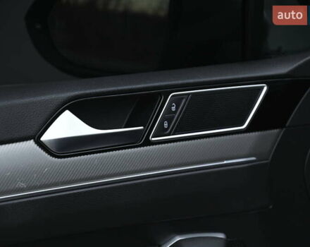 Серый Фольксваген Пассат, объемом двигателя 2 л и пробегом 260 тыс. км за 17600 $, фото 30 на Automoto.ua